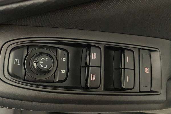 2023 Subaru Forester 2.5i 50 Years Edition S5