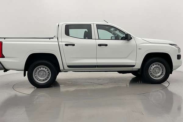 2024 Mitsubishi Triton GLX MV Rear Wheel Drive