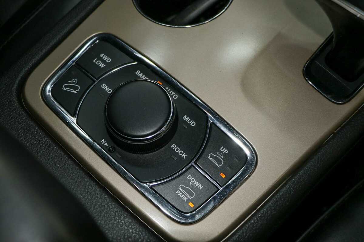 2015 Jeep Grand Cherokee Summit WK