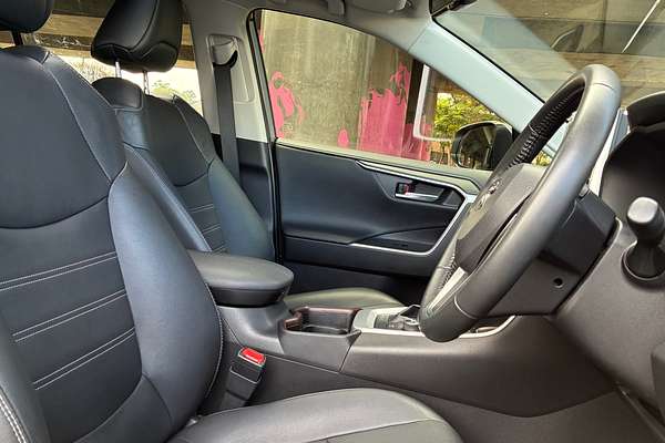 2021 Toyota RAV4 Cruiser AXAH54R