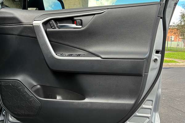2021 Toyota RAV4 Cruiser AXAH54R
