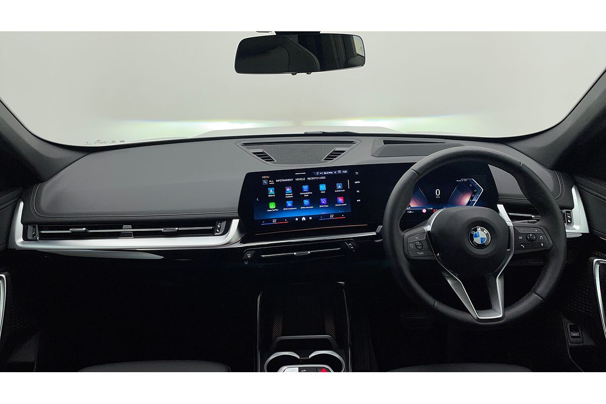 2024 BMW X1 sDrive18i U11