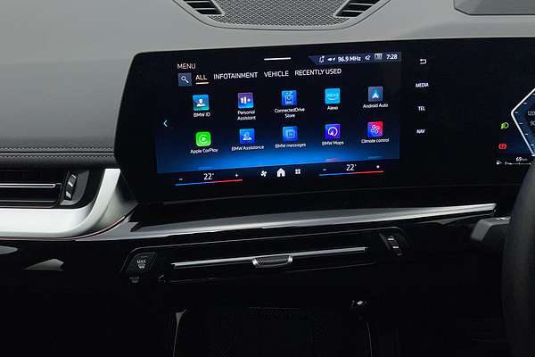2024 BMW X1 sDrive18i U11