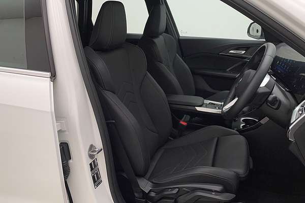 2024 BMW X1 sDrive18i U11