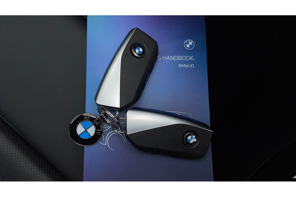 2024 BMW X1 sDrive18i U11
