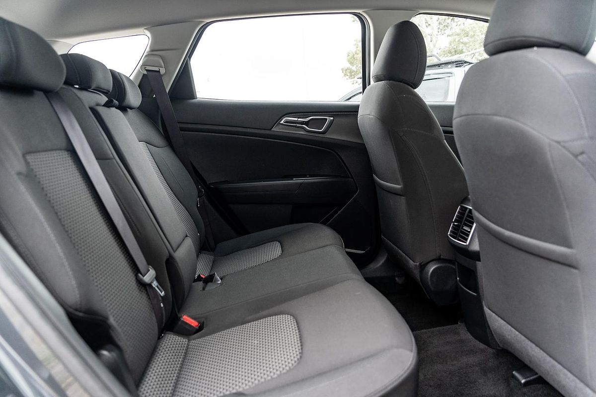 2023 Kia Sportage S NQ5