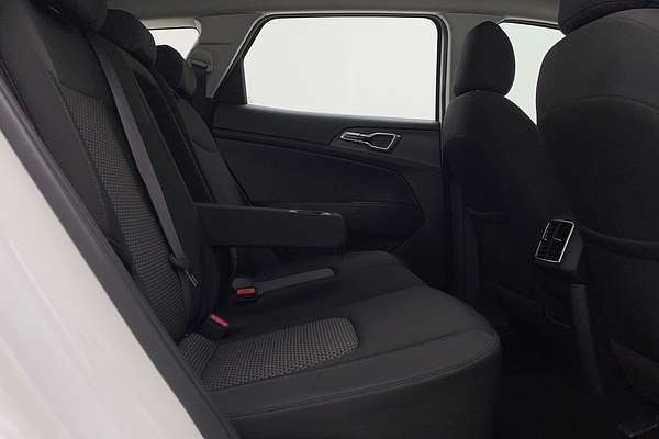 2022 Kia Sportage S NQ5
