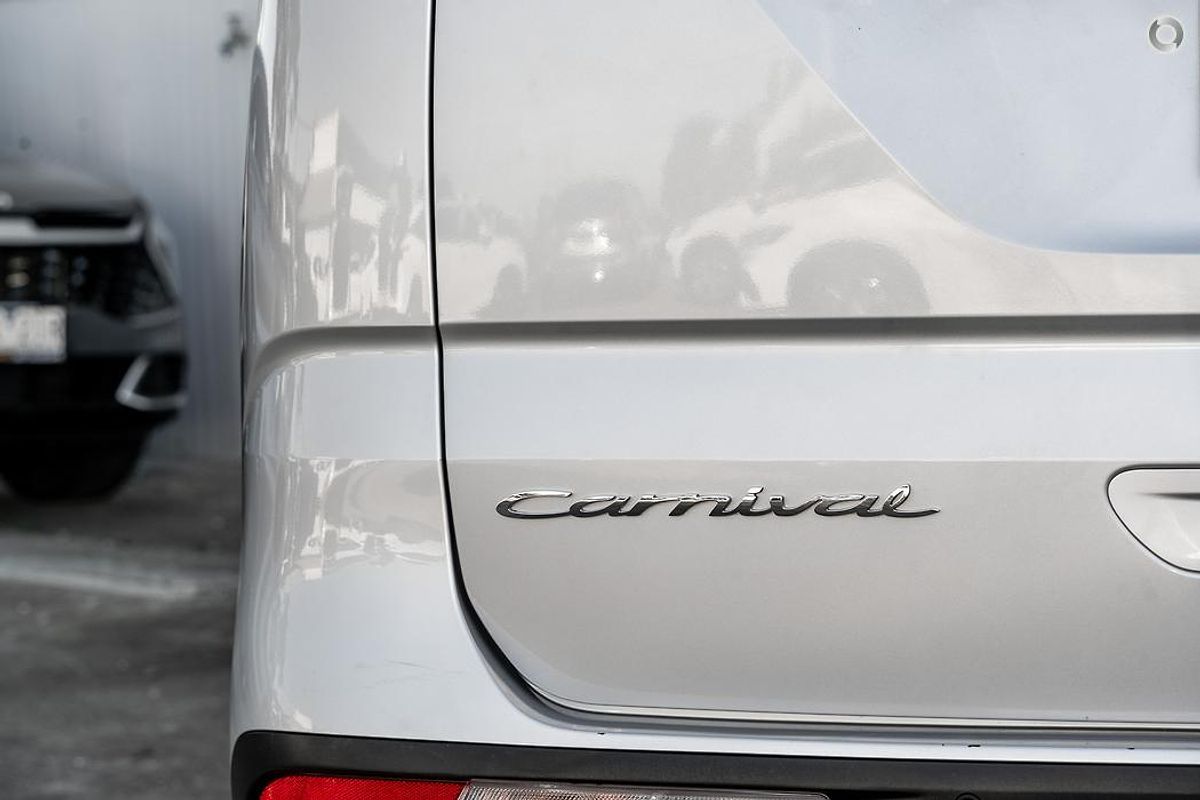 2023 Kia Carnival S KA4