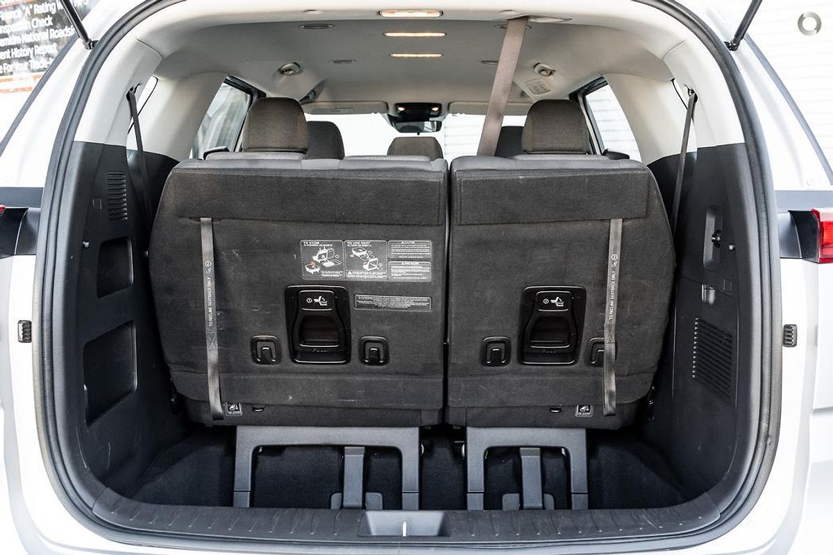 2023 Kia Carnival S KA4