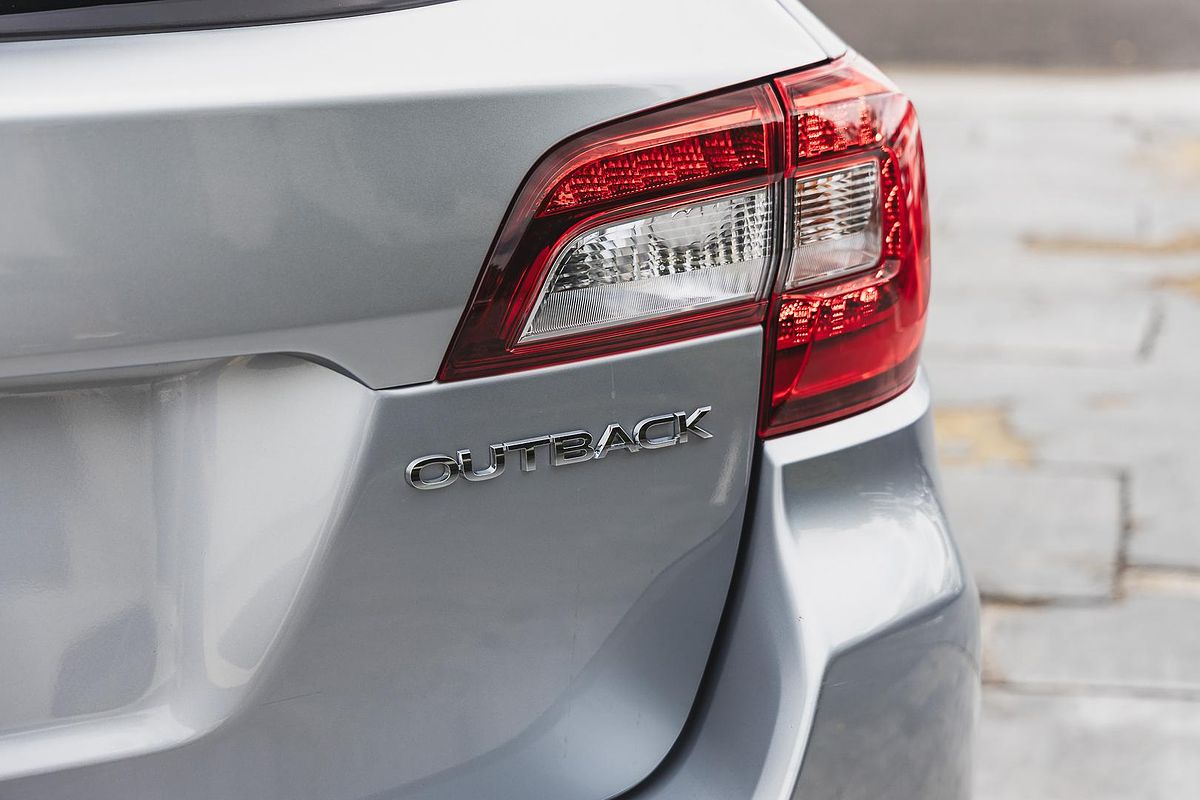 2019 Subaru Outback 2.5i 5GEN