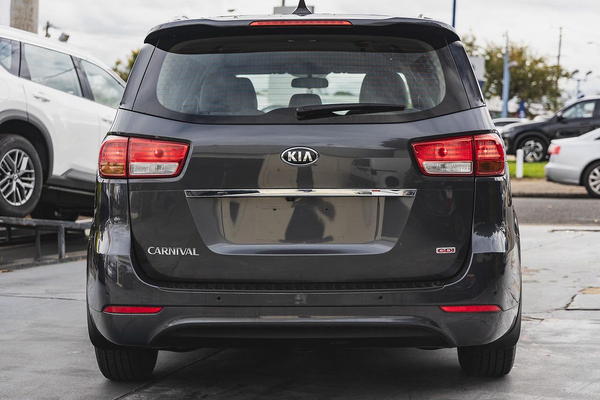 2016 Kia Carnival S YP