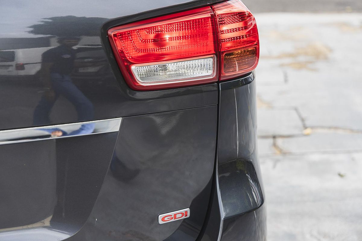 2016 Kia Carnival S YP