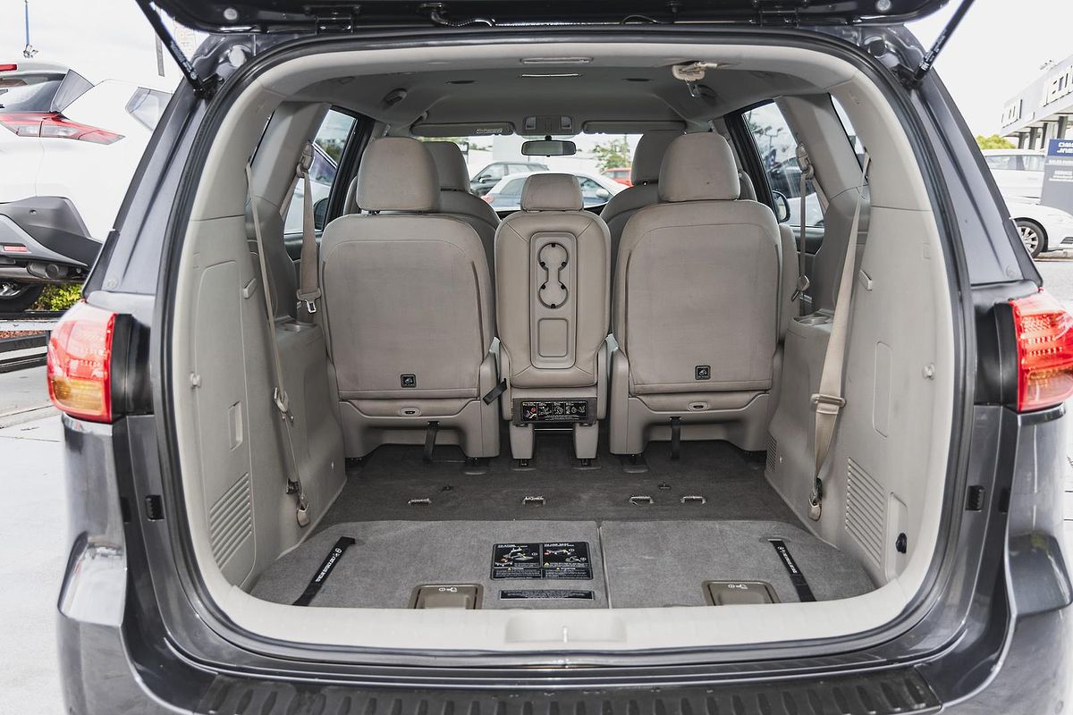 2016 Kia Carnival S YP