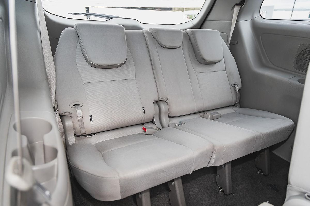 2016 Kia Carnival S YP