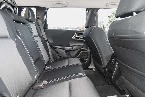 2021 Mitsubishi Outlander ES ZM