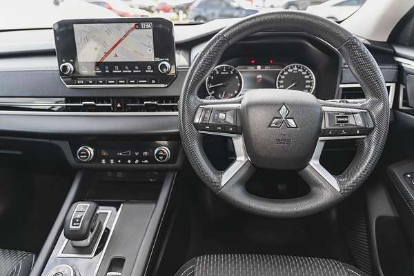 2021 Mitsubishi Outlander ES ZM