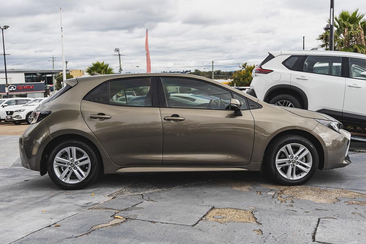 2019 Toyota Corolla Ascent Sport MZEA12R