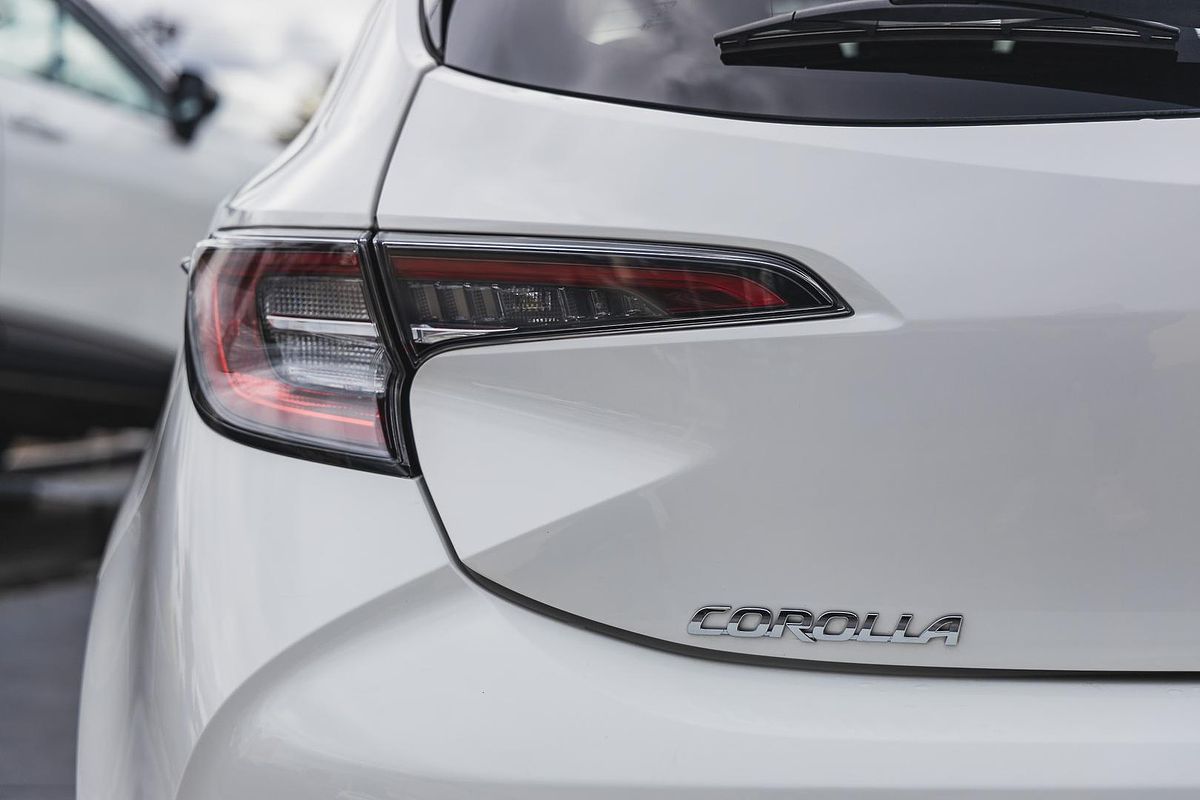 2020 Toyota Corolla Ascent Sport Hybrid ZWE211R