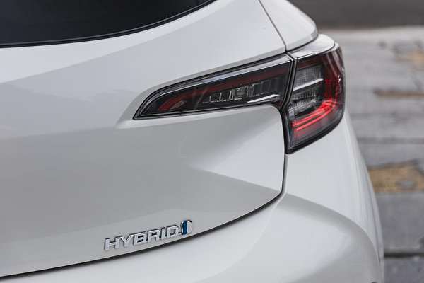 2020 Toyota Corolla Ascent Sport Hybrid ZWE211R
