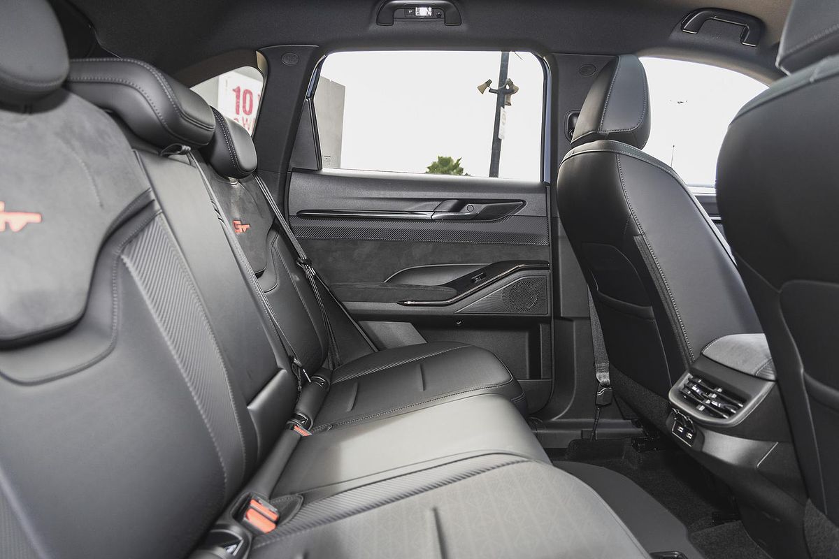 2025 GWM Haval H6GT Ultra PHEV B03