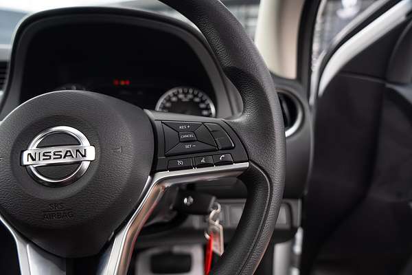 2024 Nissan Navara SL D23 4X4