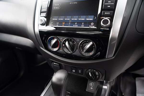 2024 Nissan Navara SL D23 4X4