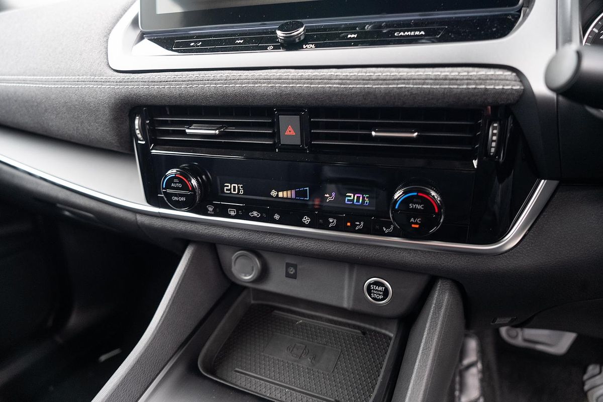 2025 Nissan QASHQAI ST-L J12
