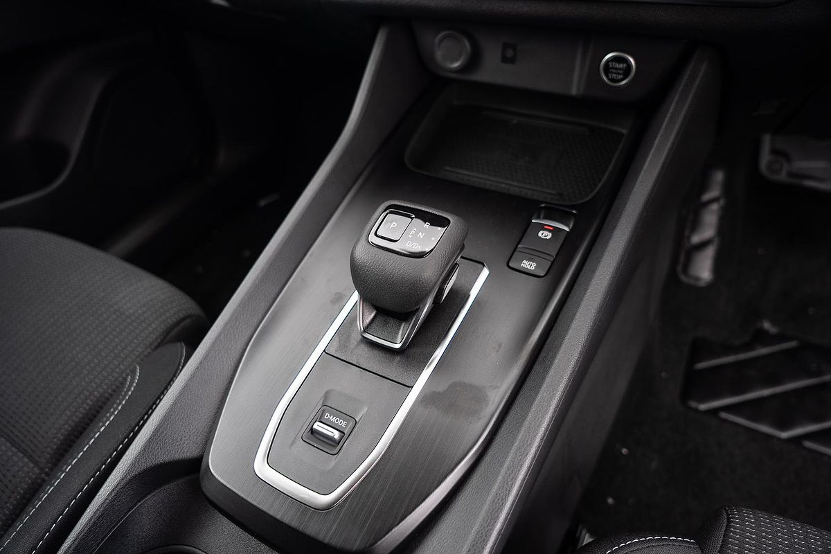 2025 Nissan QASHQAI ST-L J12