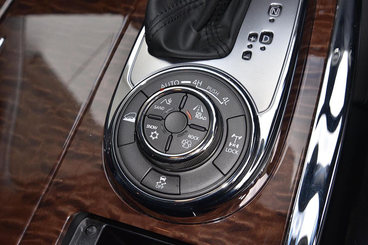 2022 Nissan Patrol Ti-L Y62