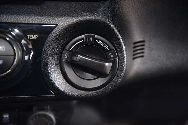 2022 Toyota Hilux SR5 GUN126R 4X4