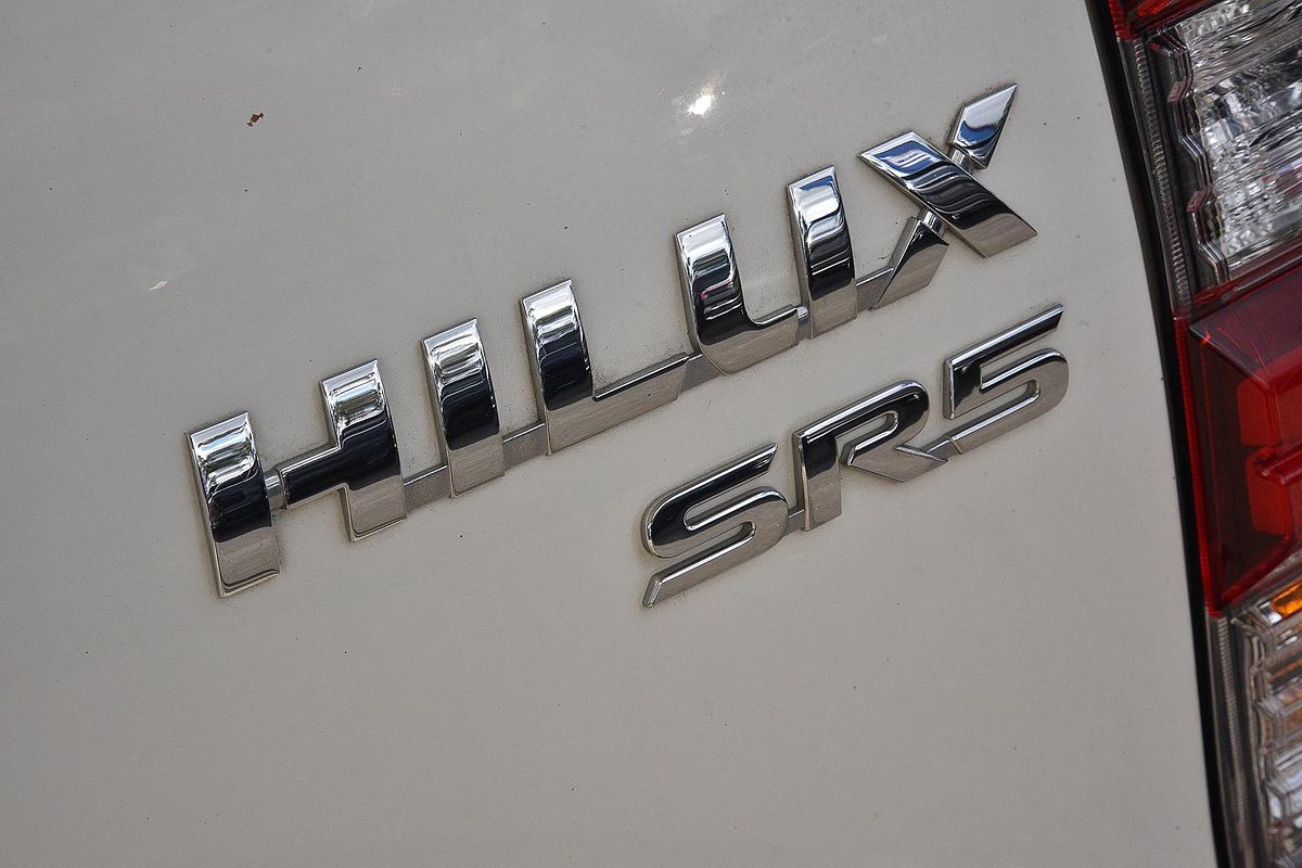 2022 Toyota Hilux SR5 GUN126R 4X4