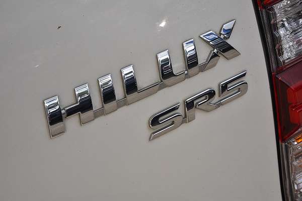 2022 Toyota Hilux SR5 GUN126R 4X4