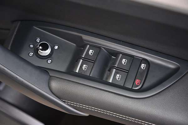 2021 Audi Q5 40 TDI Launch Edition FY
