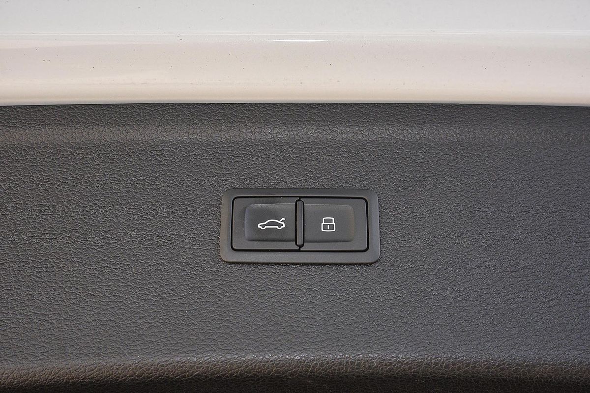 2021 Audi Q5 40 TDI Launch Edition FY