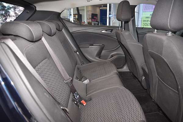2019 Holden Astra R BK