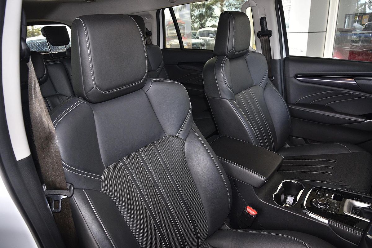 2023 Isuzu MU-X LS-T
