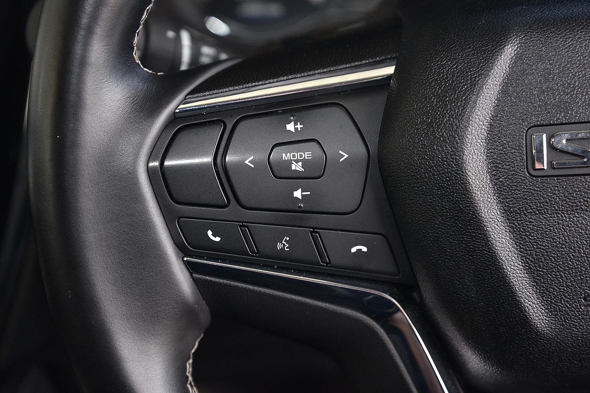 2023 Isuzu MU-X LS-T