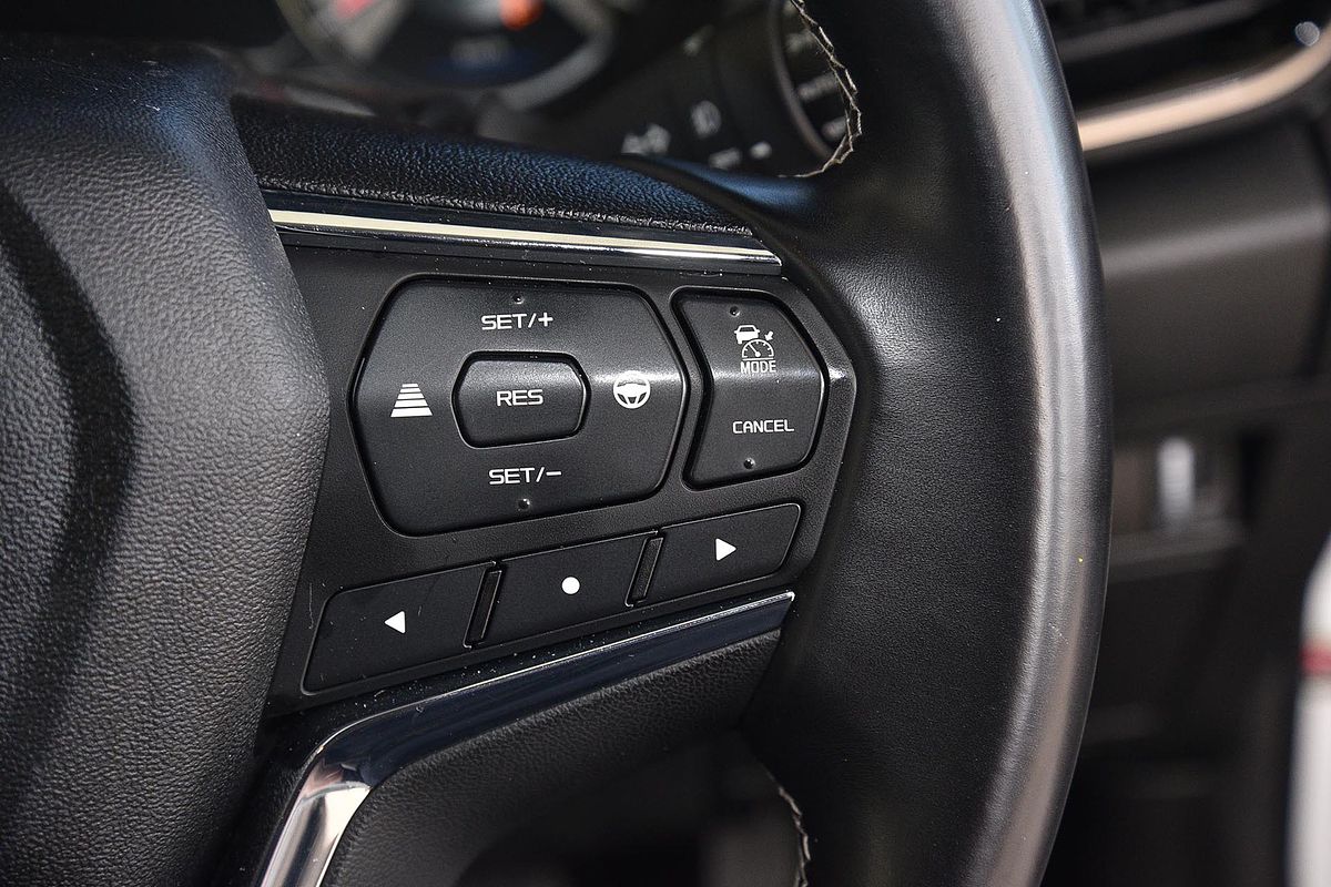 2023 Isuzu MU-X LS-T