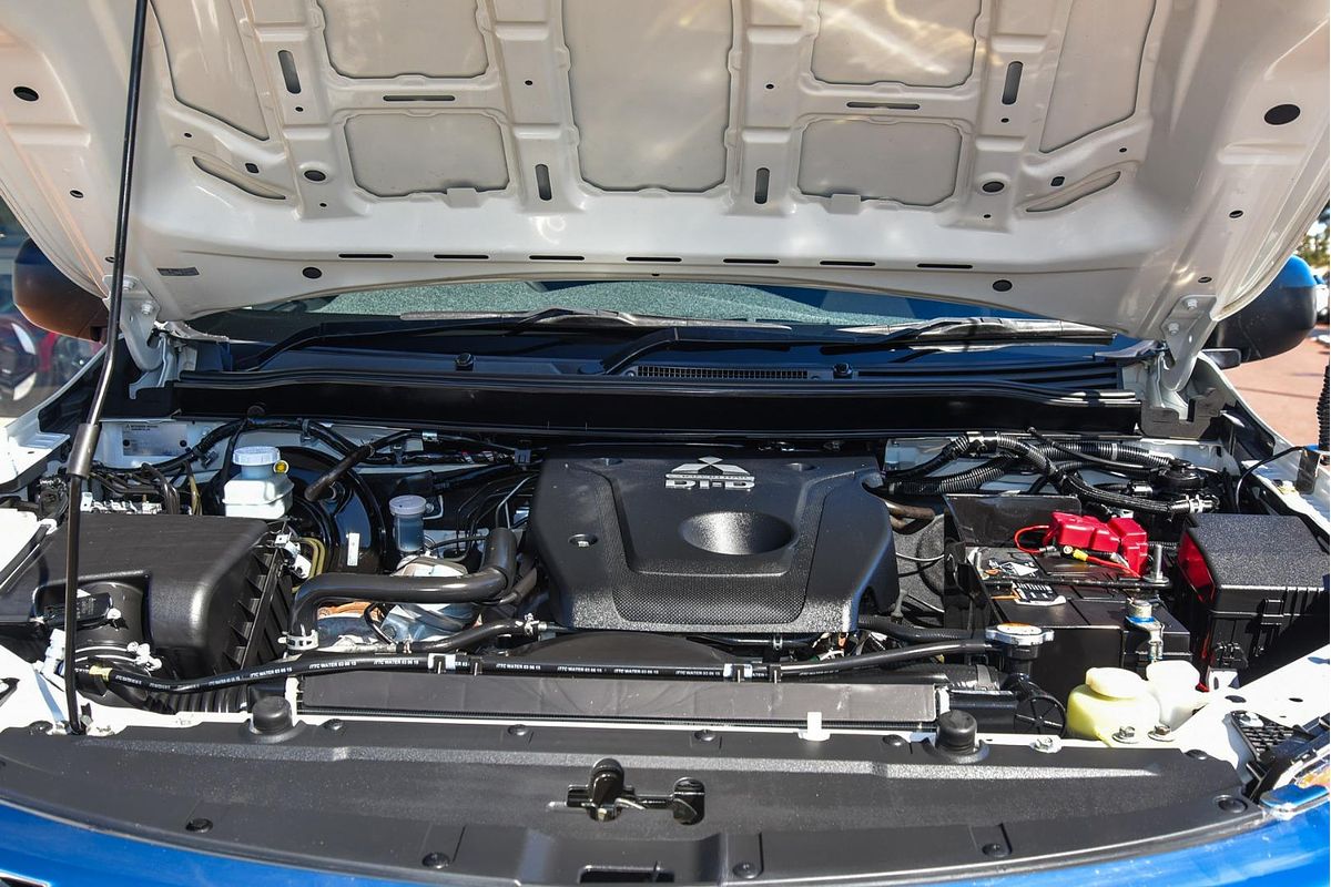 2015 Mitsubishi Triton GLX MQ 4X4
