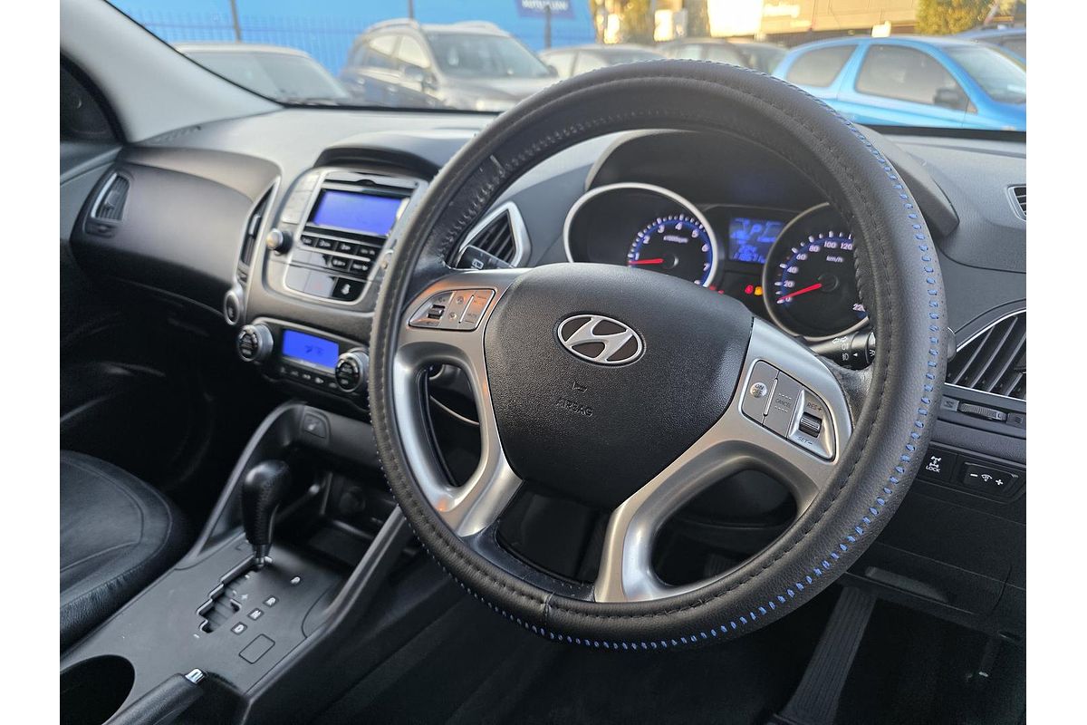 2012 Hyundai ix35 Highlander LM2