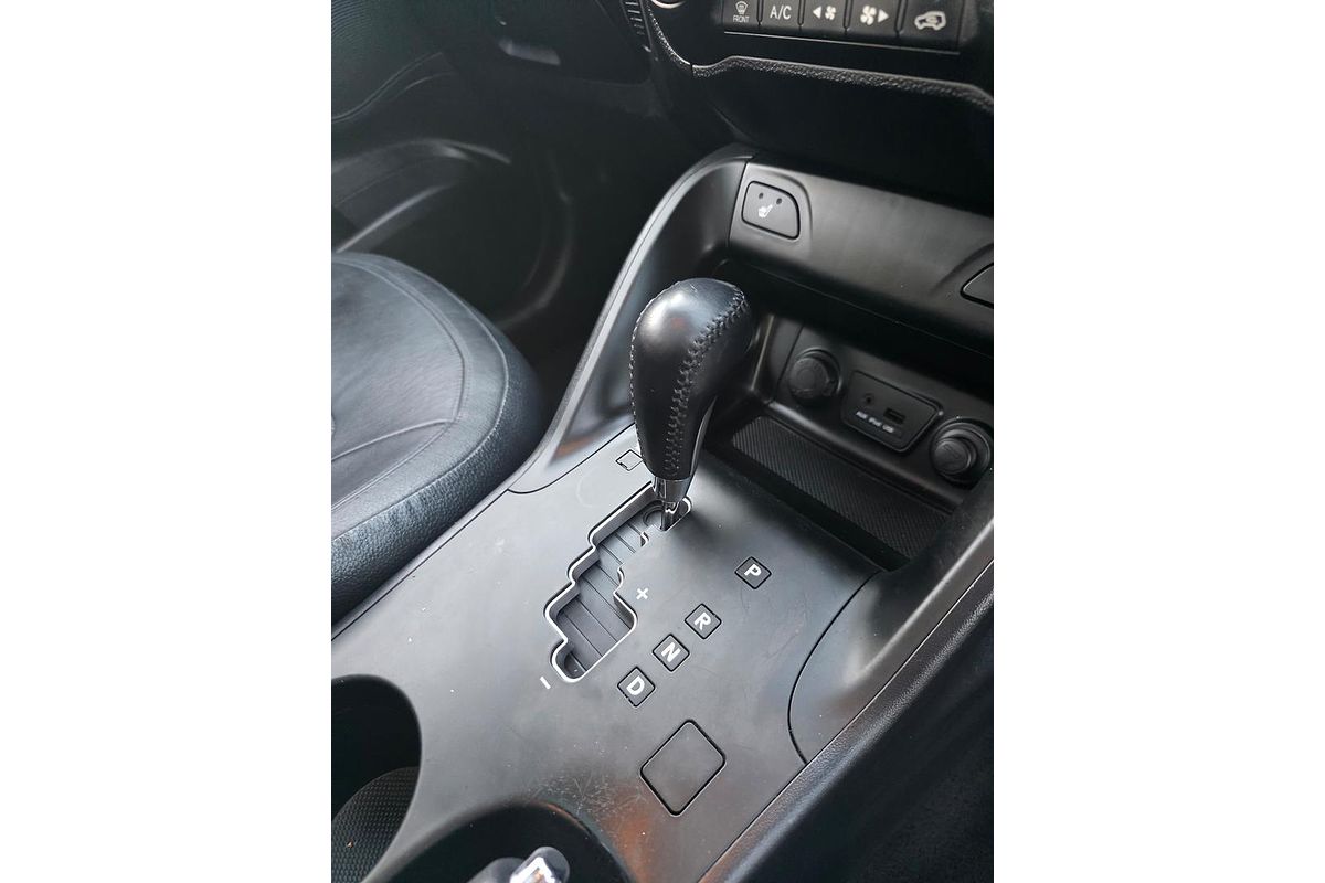 2012 Hyundai ix35 Highlander LM2