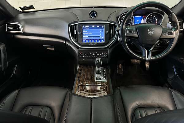 2015 Maserati GHIBLI 3.0P 8AT