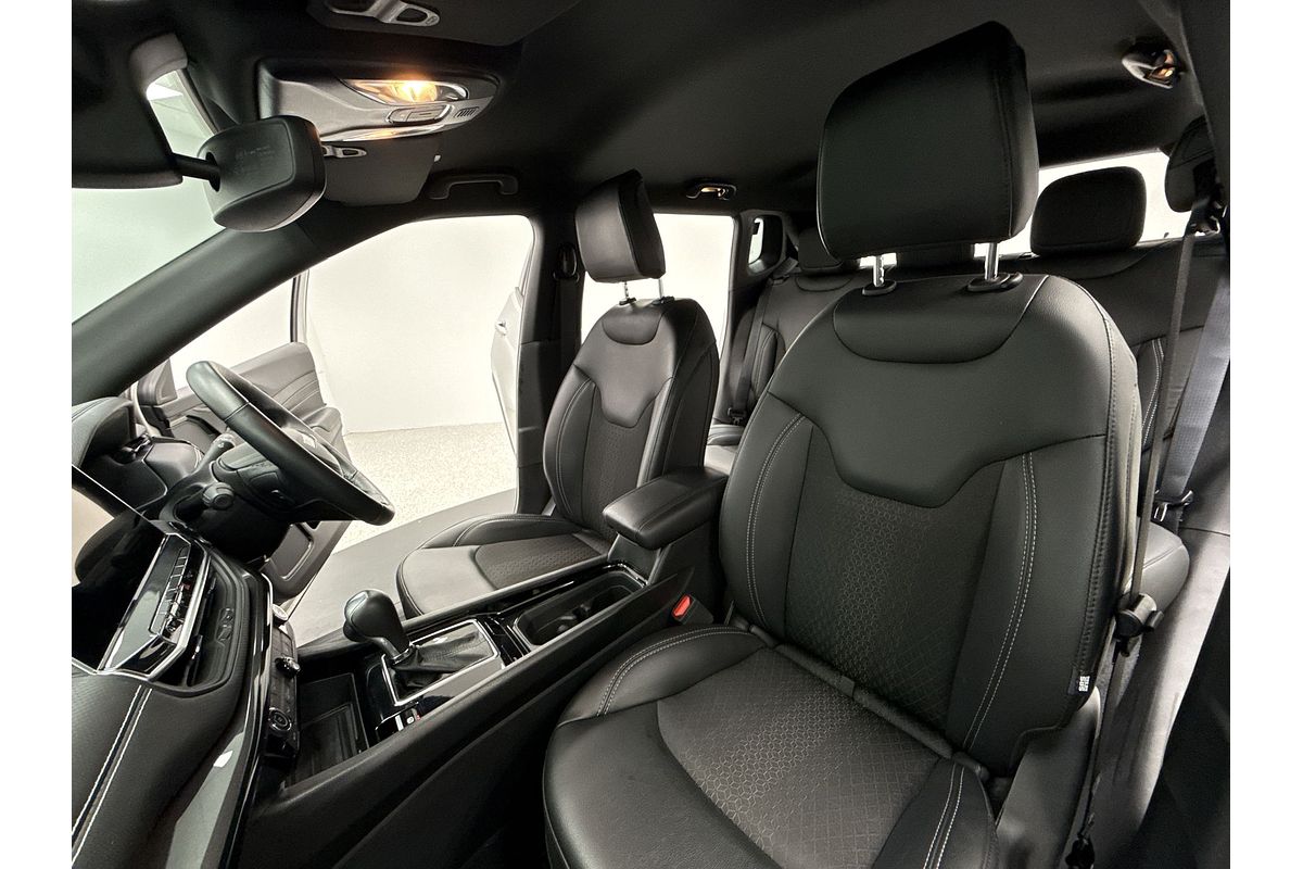 2023 Jeep Compass Night Eagle M6
