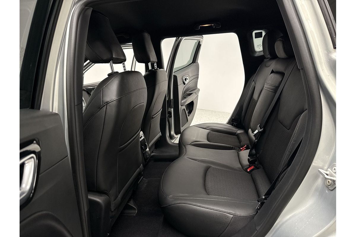 2023 Jeep Compass Night Eagle M6