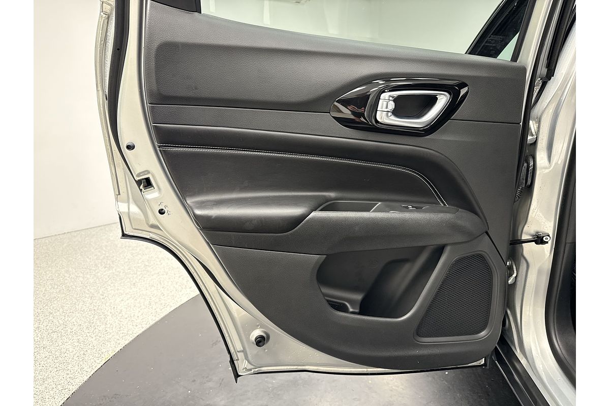 2023 Jeep Compass Night Eagle M6