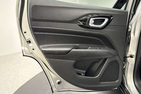2023 Jeep Compass Night Eagle M6
