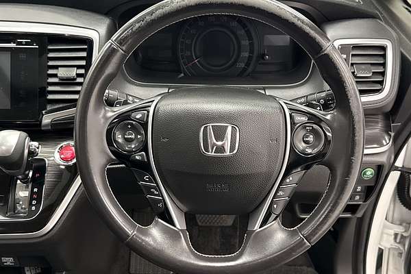 2016 Honda Odyssey VTi-L 5th Gen