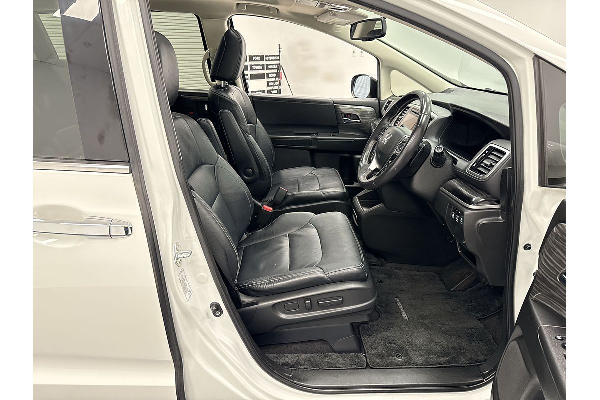 2016 Honda Odyssey VTi-L 5th Gen