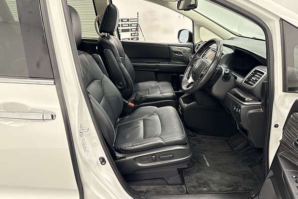 2016 Honda Odyssey VTi-L 5th Gen