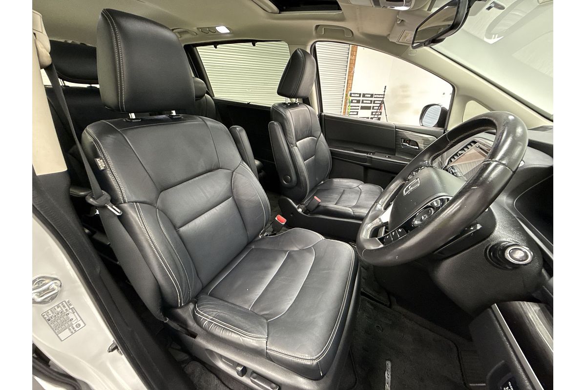 2016 Honda Odyssey VTi-L 5th Gen
